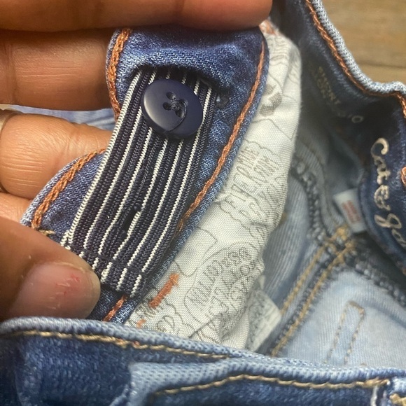 Cat & Jack 3T boy denim jean shorts stretch with adjustable waist strap - Picture 4 of 4